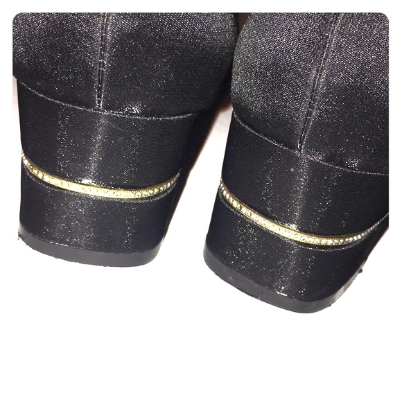 SALVATORE FERRAGAMO Florence black Satin jeweled✨ - Picture 3 of 8